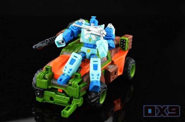 X01 Speedoo and X02 Guartinel Set of 2 | DX9 Toys War in Pocket