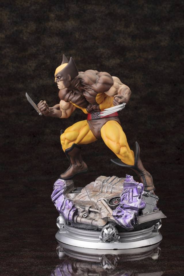 Wolverine Brown Costume  Fine Art Statue | Marvel | Kotobukiya