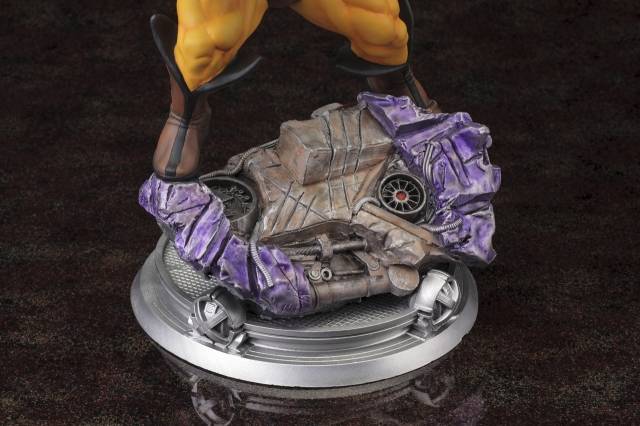 Wolverine Brown Costume  Fine Art Statue | Marvel | Kotobukiya