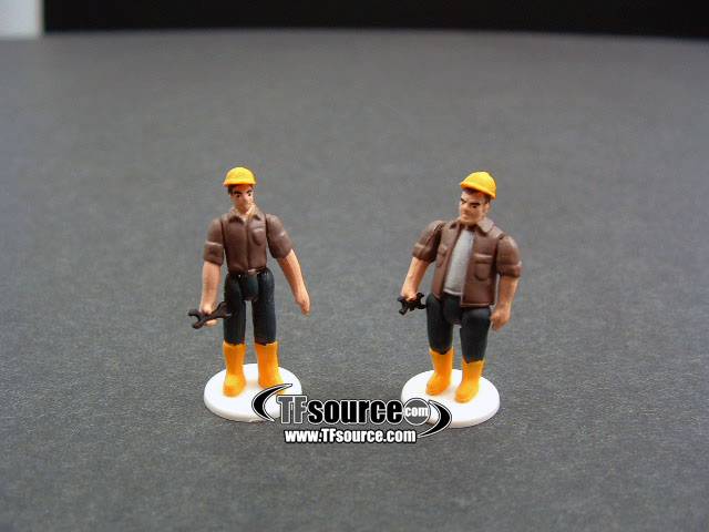 Spike and Sparkplug | Impossible Toys