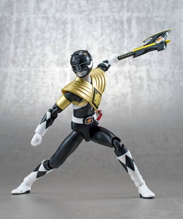 Armored Black Ranger SDCC Exclusive S.H. Figuarts | Bandai Tamashii Nations | Power rangers