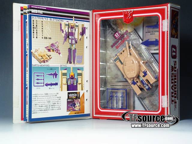 #17 Blitzwing Transformers G1 | the Transformers Collection Book Style Reissue