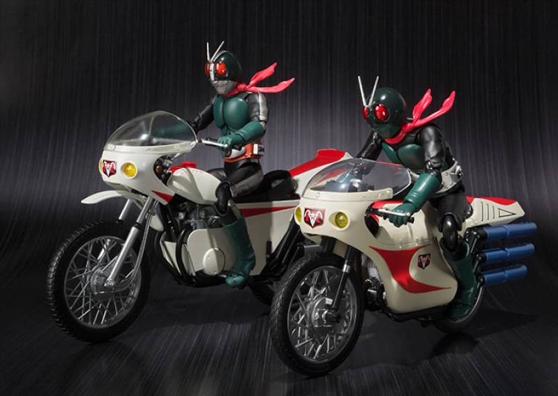 Masked Rider 2 and Remodeled Cyclone S.H. Figuarts | Bandai Tamashii Nations | Kamen rider