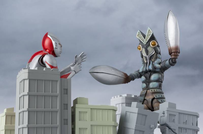 Alien Baltan S.H. Figuarts | Bandai Tamashii Nations | Ultraman