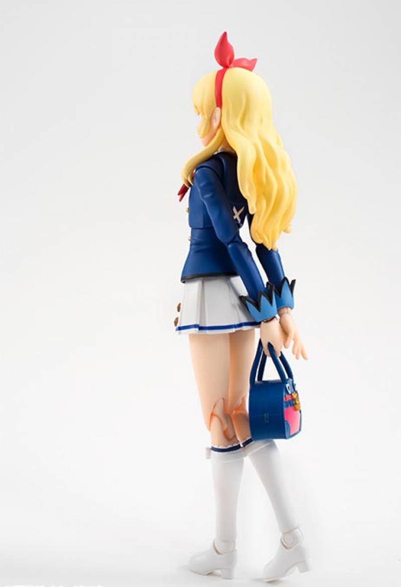 Ichigo Hoshimiya Winter Uniform Version S.H. Figuarts | Bandai Tamashii Nations | Aikatsu!