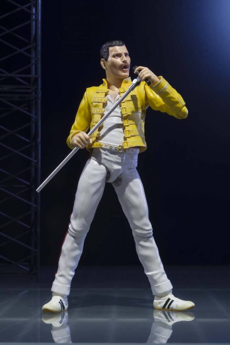 Freddie Mercury S.H. Figuarts | Bandai Tamashii Nations | Queen