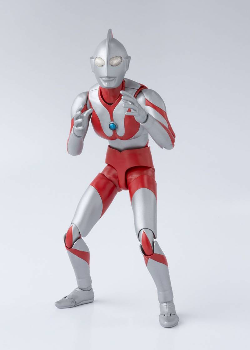 Ultraman 50th Anniversary Edition S.H. Figuarts | Bandai Tamashii Nations | Ultraman