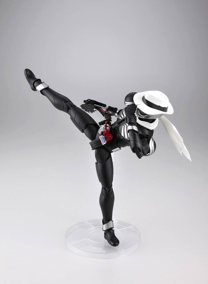 Kamen Rider - Skull 1/8 - Master Grade Figure-Rise