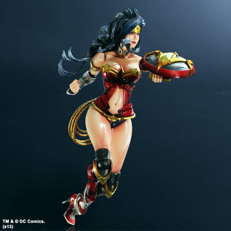 Wonder Woman Play Arts Kai I Square Enix