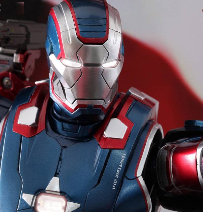 Iron Patriot 1:6 Scale | Hot Toys Movie Masterpiece | Marvel Iron Man 3