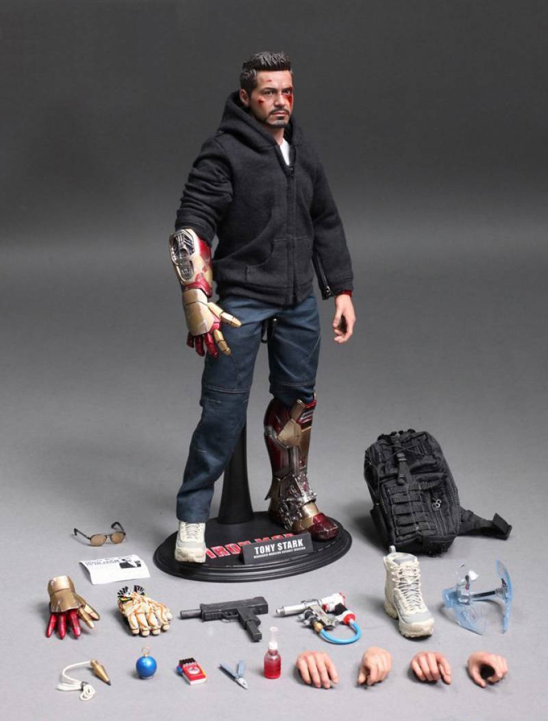 Tony Stark The Mechanic 1:6 Scale | Hot Toys Movie Masterpiece | Marvel Iron Man 3