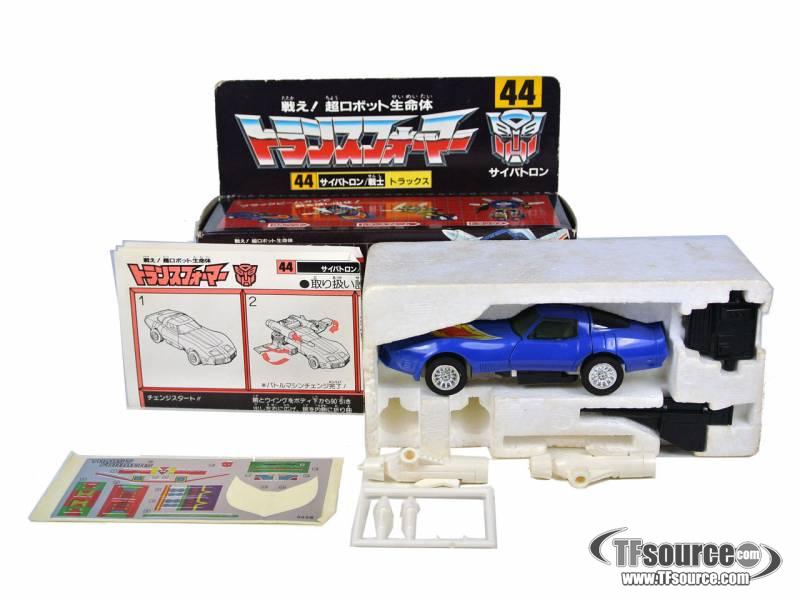 44 Tracks G1 Car | Vintage Japanese G1 Transformers