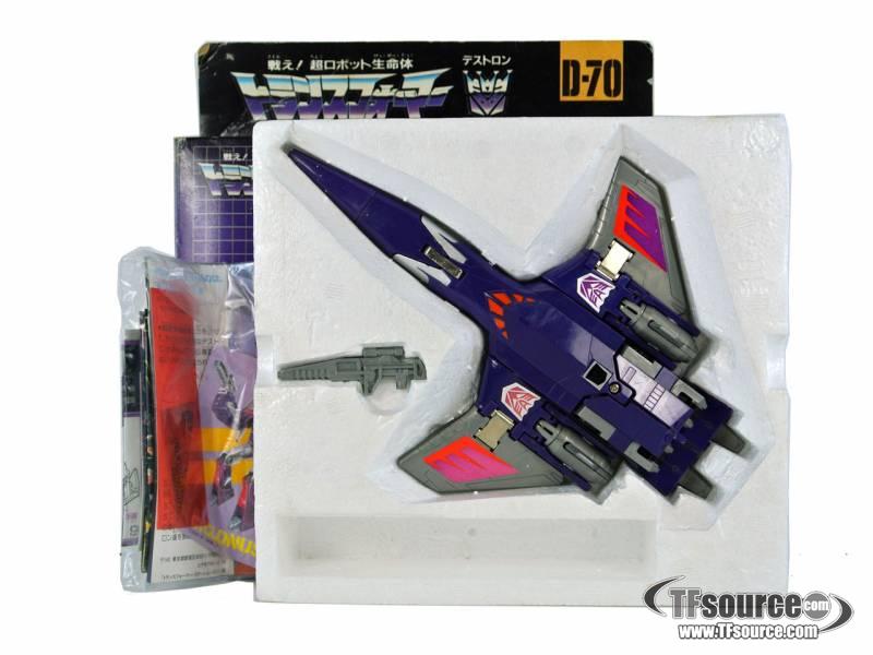 D-70 Cyclonus | Vintage Japanese G1 Transformers