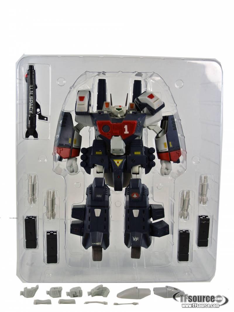 Yamato Macross - 1/60 VF-1J Armored Valkyrie Hikaru Ichijo - MIB - 100% Complete