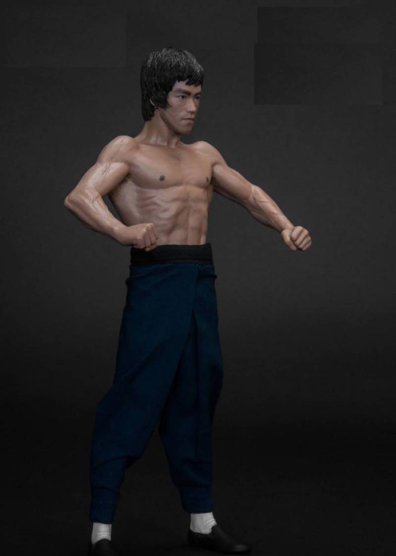 Bruce Lee 1:12 Scale Figure I Bruce Lee | Storm Collectibles