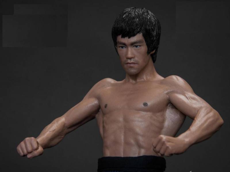 Bruce Lee 1:12 Scale Figure I Bruce Lee | Storm Collectibles