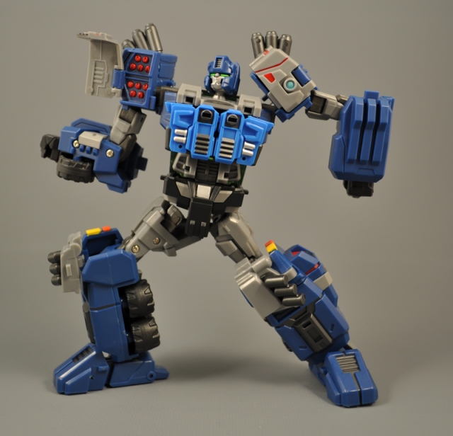 WB002EX Steel Core and Trailer Exclusive Version | Fansproject Warbot
