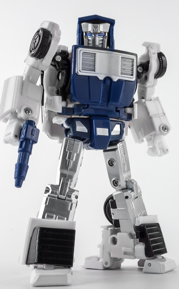 MM-7 Hatch Toy Version | X-Transbots