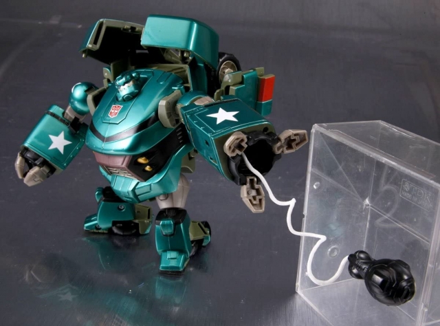 TA03 Ironhide Bulkhead | Japanese Transformers Animated