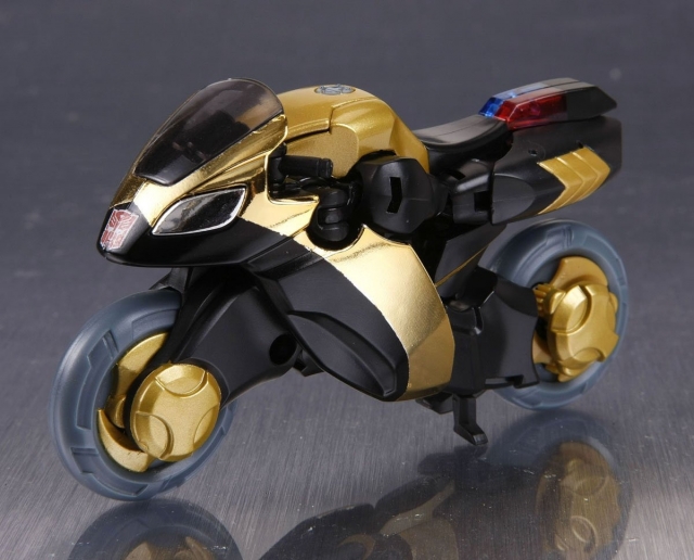 Prowl vs Blitzwing | Japanese Transformers Animated