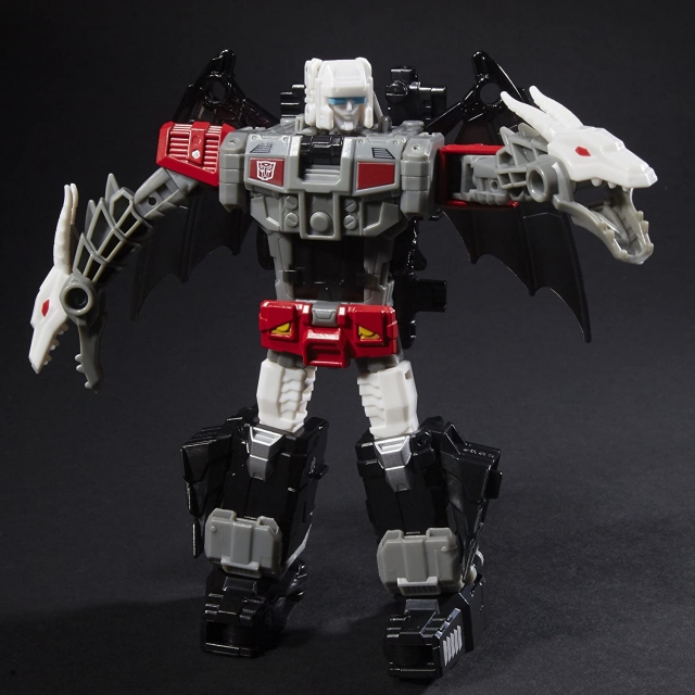 Twinferno with Daburu Deluxe Class  | Transformers Generations Titans Return