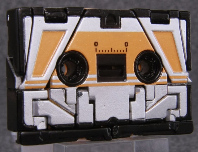MP-16 Frenzy and Buzzsaw | Transformers Masterpiece