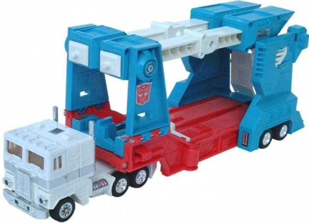 Transformers G1 Ultra Magnus | The Transformers Generation One Commemorative Series