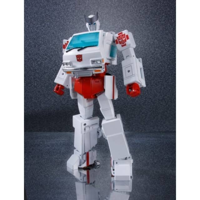 MP-30 Ratchet | Transformers Masterpiece