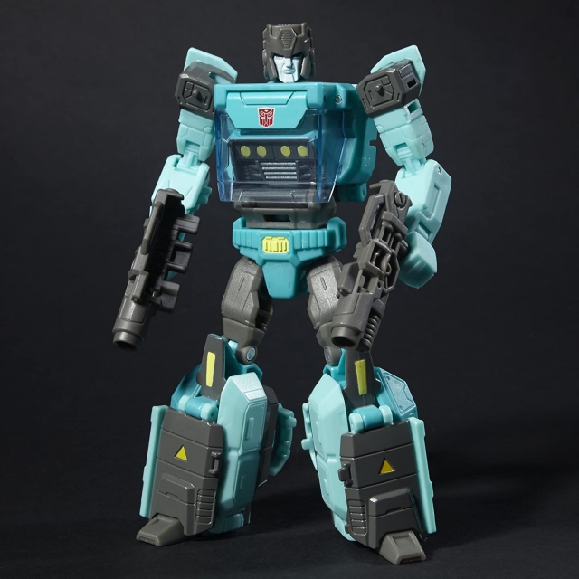 Autobot Sergeant Kup and Flintlock Deluxe Class  | Transformers Generations Titans Return