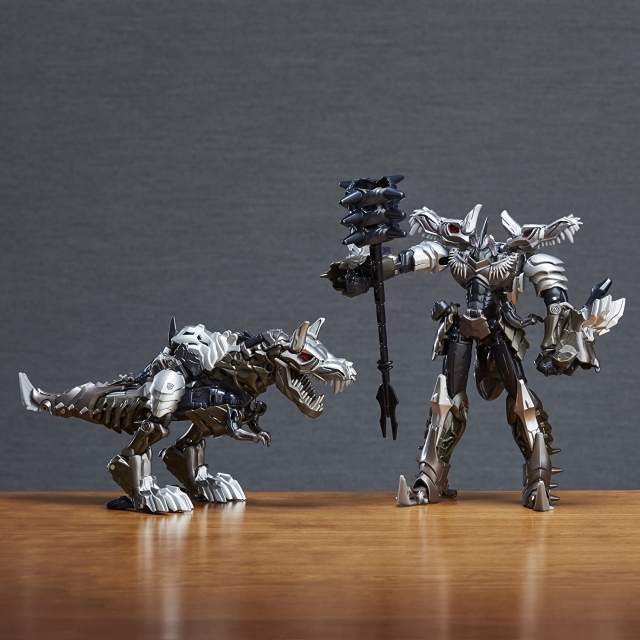 Voyager Class Grimlock Premier Edition | Transformers the Last Knight