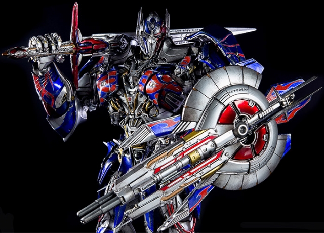 Premium Optimus Prime Premium Scale | Transformers: The Last Knight | threezero