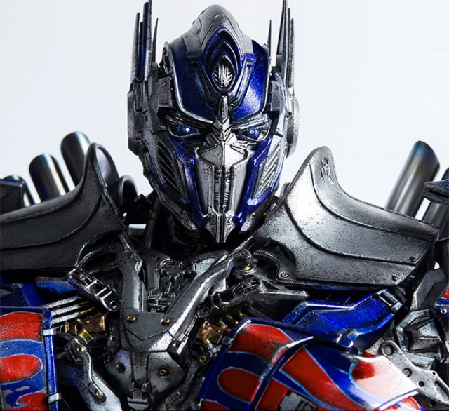 Premium Optimus Prime Premium Scale | Transformers: The Last Knight | threezero