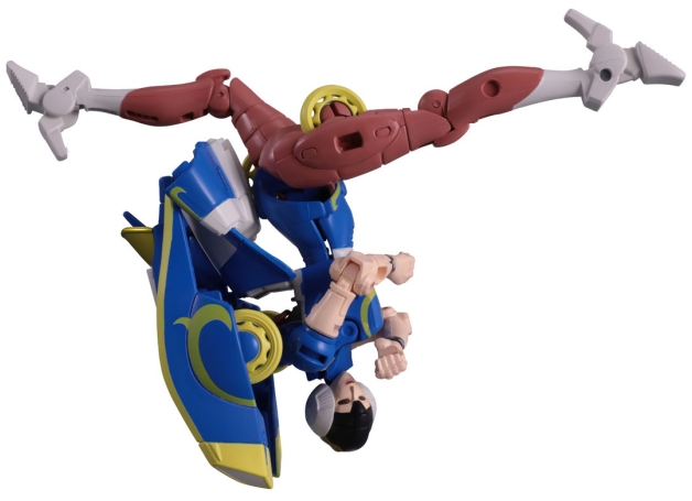 Autobot Hot Rod Ken and Arcee Chun-Li | Transformers Street Fighter 2 | Transformers Collaborative