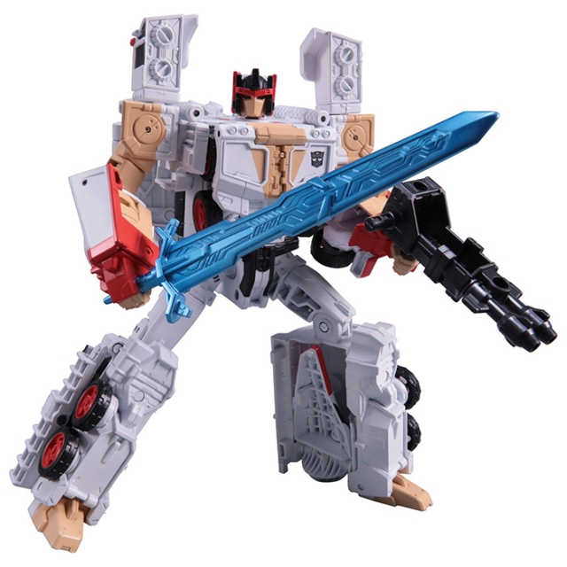 Optimus Prime Ryu and Megatron M. Bison | Transformers Street Fighter 2 | Transformers Collaborative