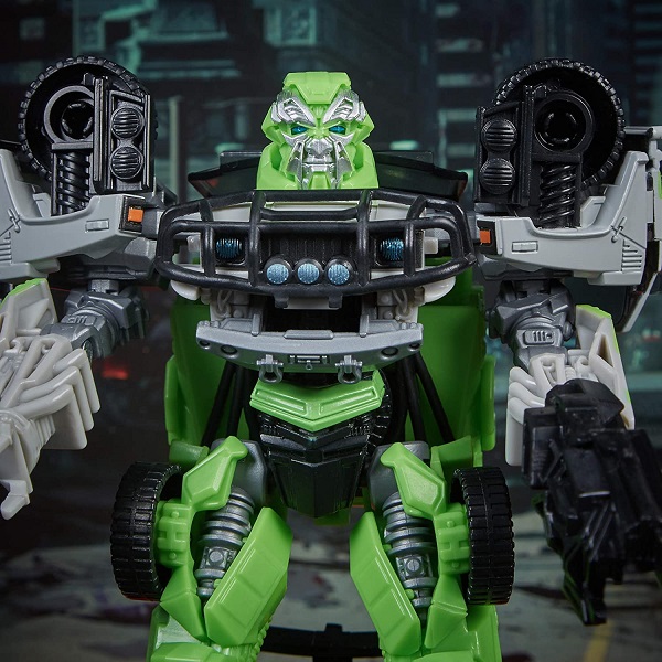 16 Ratchet Deluxe Class | Transformers Studio Series | Transformers: Dark Of The Moon
