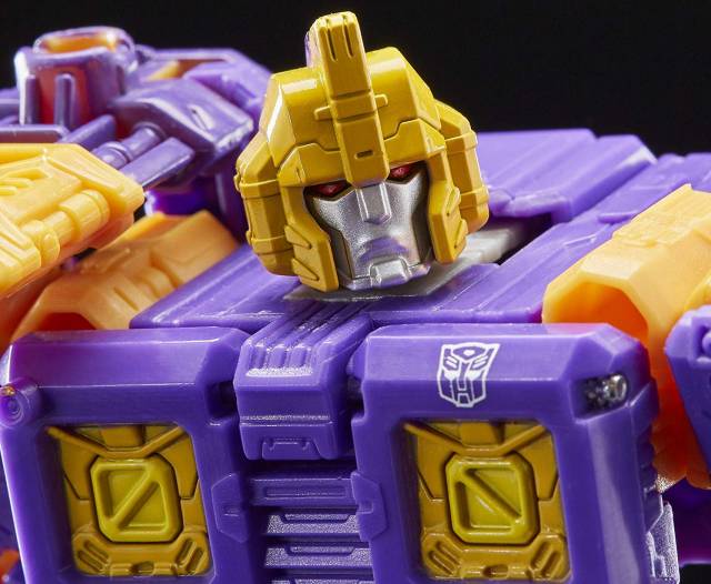 WFC-S42 Autobot Impactor Deluxe Class | Transformers Generations War for Cybertron Siege Chapter