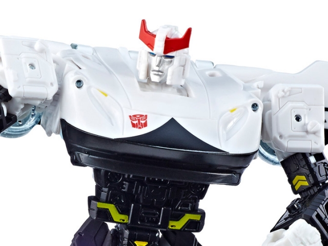 WFC-S23 Prowl Deluxe Class | Transformers Generations War for Cybertron Siege Chapter