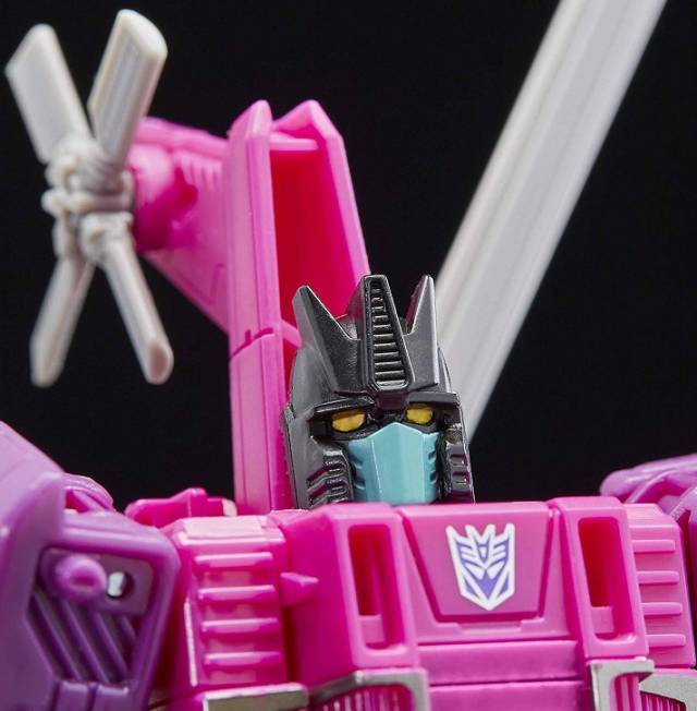 WFC-S48 Spinister Deluxe Class | Transformers Generations War for Cybertron Siege Chapter