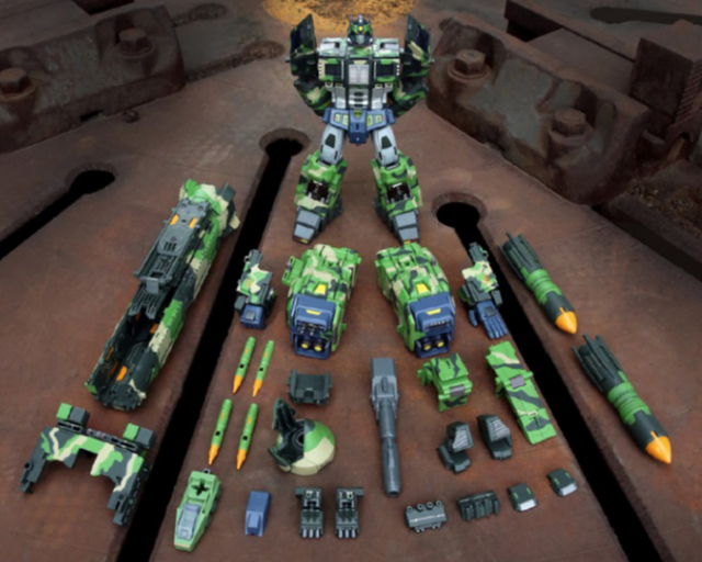STC-01NB Supreme Techtial Commander Nuclear Blast Version | TFC Toys