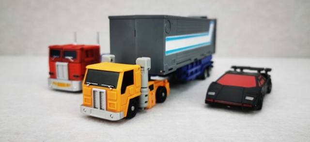 MS-B18X Light of Justice Metallic Version | Magic Square
