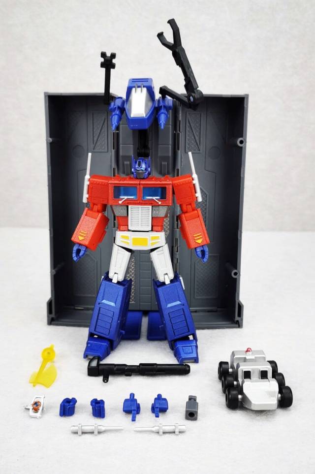 MS-B18X Light of Justice Metallic Version | Magic Square