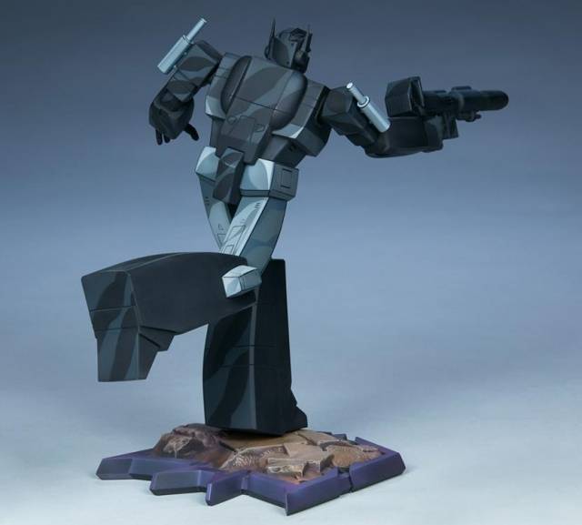 Nemesis Prime Statue | Transformers G1 Generation One