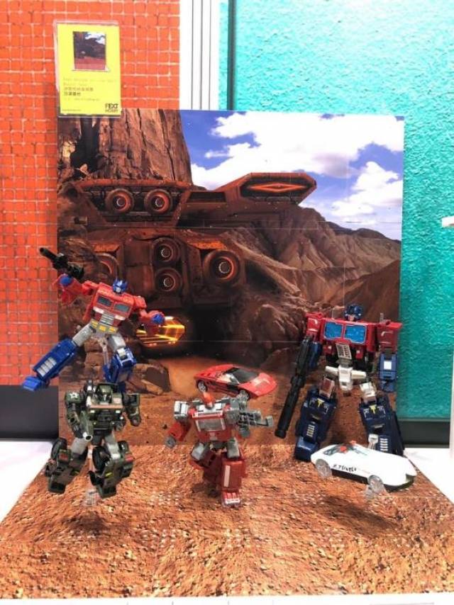 Robots and Sci-Fi Diorama Display Set | FEXT Hobby FEXT System