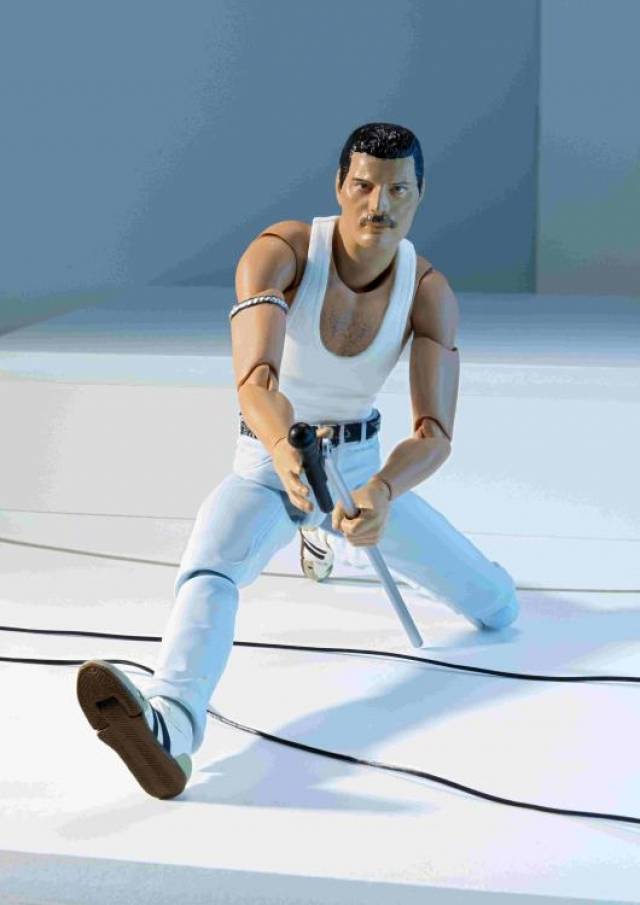 Freddie Mercury S.H. Figuarts | Bandai Tamashii Nations | Queen