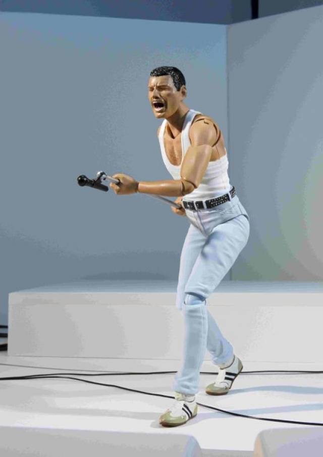 Freddie Mercury S.H. Figuarts | Bandai Tamashii Nations | Queen