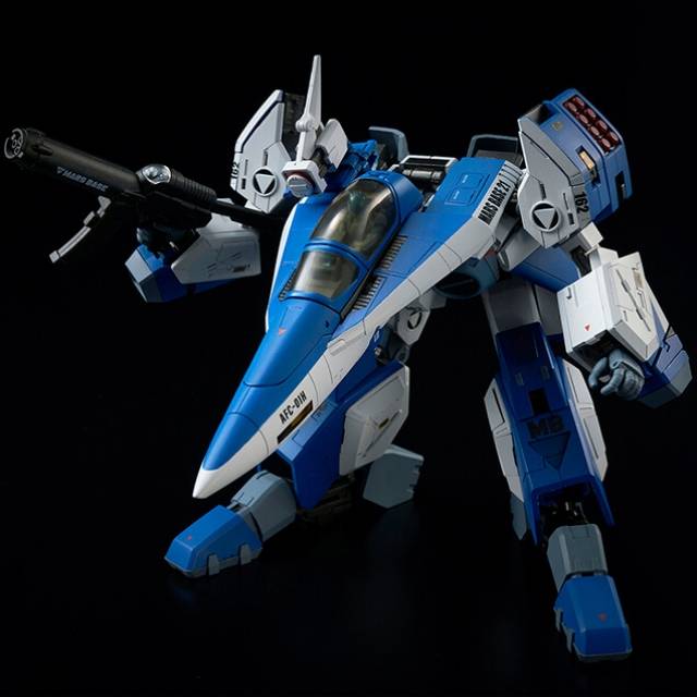 Genesis Climber Mospeada RIOBOT AFC-01H Legioss (Type ETA) | 1/48 Scale Figure