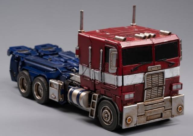 TW-F09 Freedom Leader Deluxe Version | Toyworld