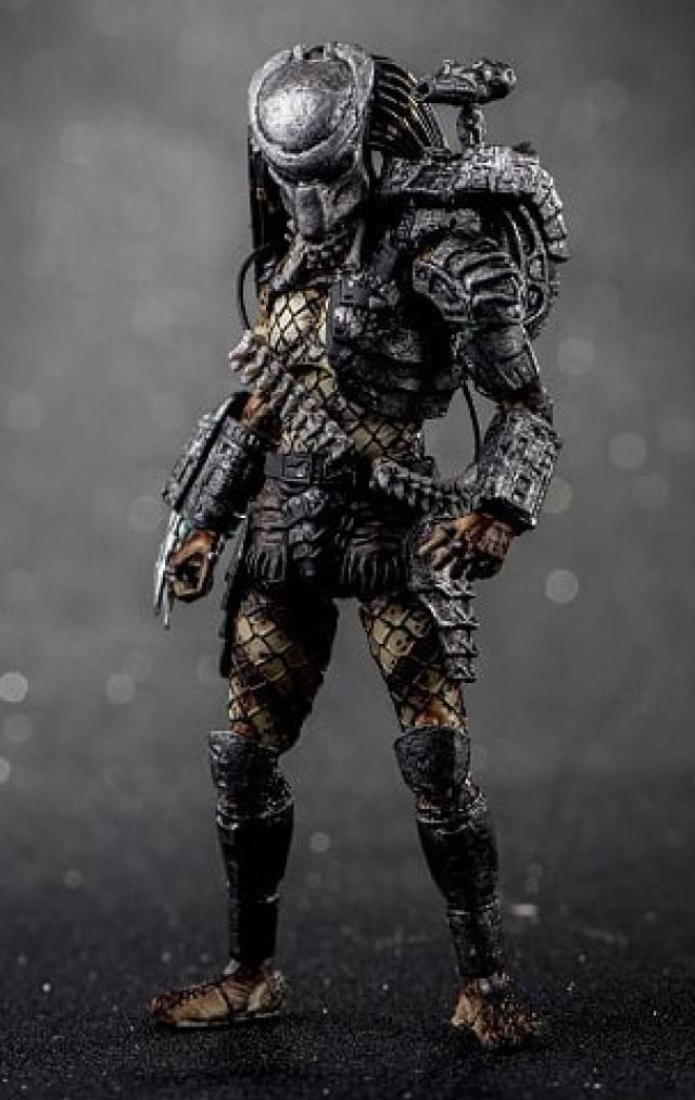 Jungle Hunter Predator 1:18 Scale | The Predator | Hiya Toys