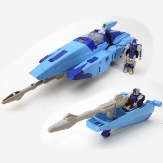 LG25 Blurr | Japanese Transformers Legends