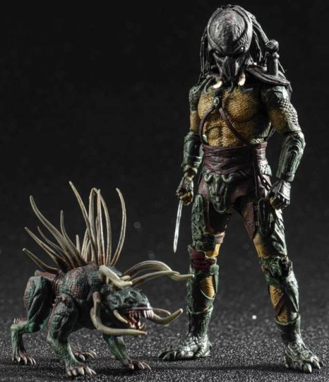 Tracker Predator PX Previews Exclusive 1:18 Scale | Predators | Hiya Toys